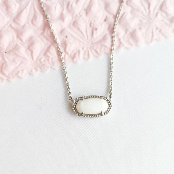 Kendra Scott Elisa White Pearl Pendant Necklace - Picture 2 of 4